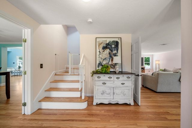 103 Cranberry Dr, Halifax, MA 02338