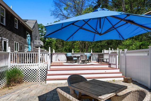 103 Cranberry Dr, Halifax, MA 02338