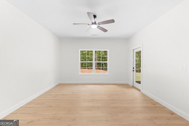 502 Martin Mill Road, Moreland, GA 30259