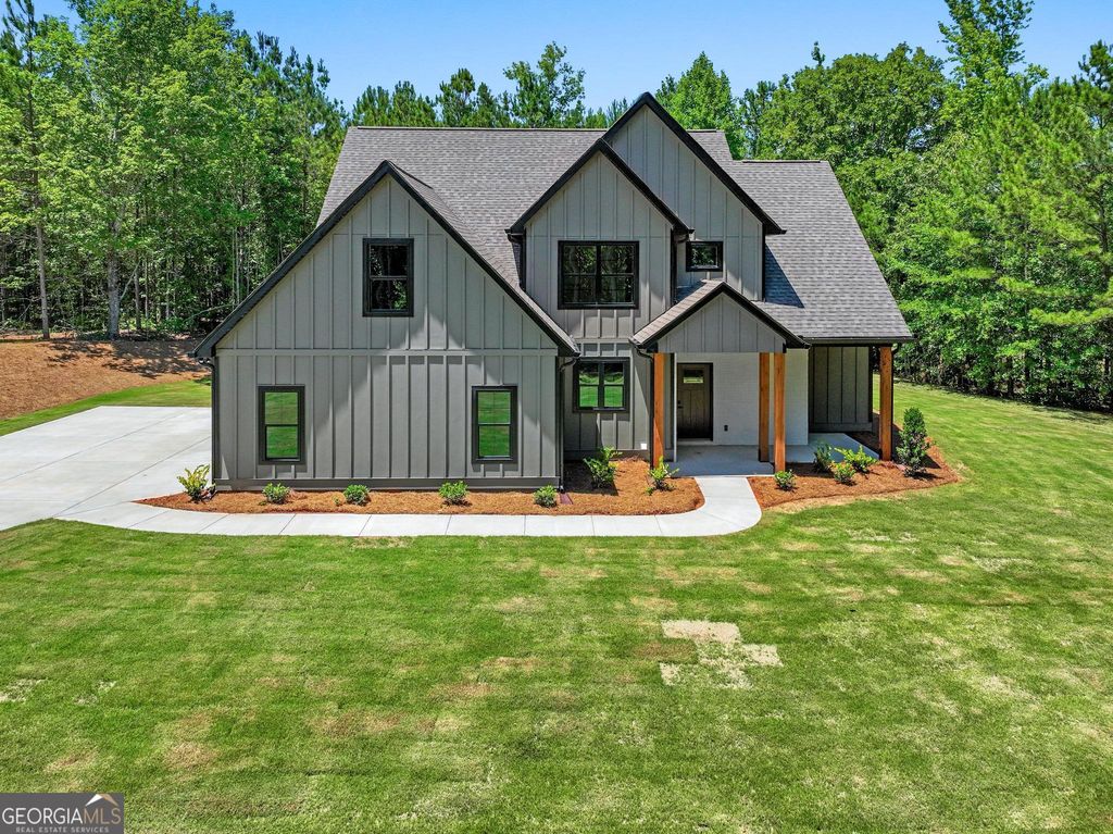 502 Martin Mill Road, Moreland, GA 30259