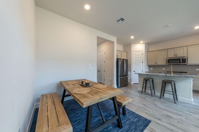 2812 Sebring CIR, Austin, TX 78747