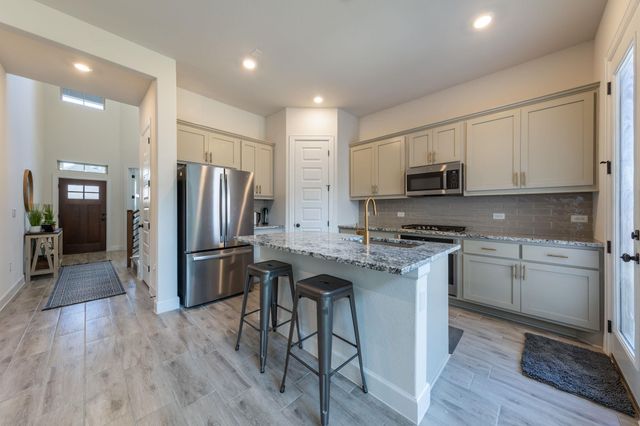 2812 Sebring CIR, Austin, TX 78747