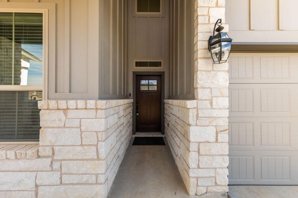 2812 Sebring CIR, Austin, TX 78747