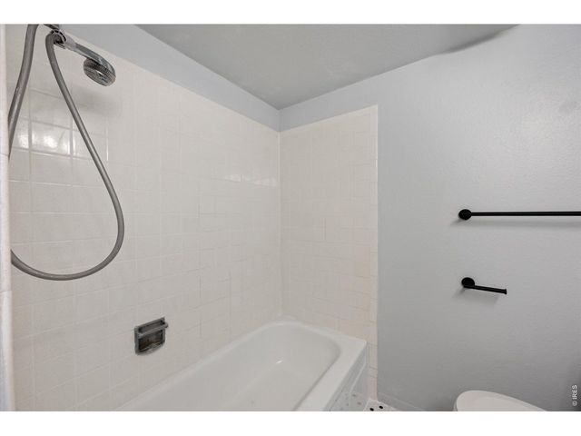 1705 Heatheridge Rd L-105, Fort Collins, CO 80526