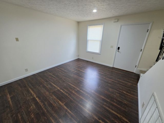 612 Ashmont Ct, Nashville, TN 37211