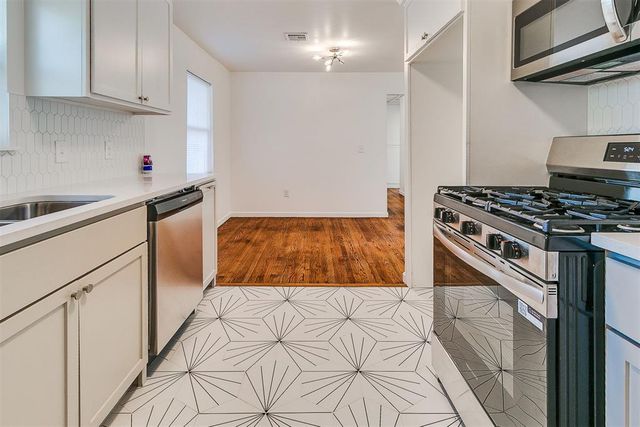 3209 Cashion Place, Oklahoma City, OK 73112