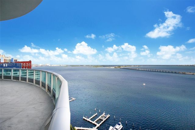 1643 Brickell Ave 2902, Miami, FL 33129