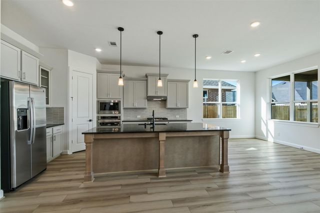 351 Afton June Drive, Rosenberg, TX 77471