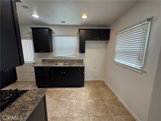 863 N Workman Street, San Fernando, CA 91340