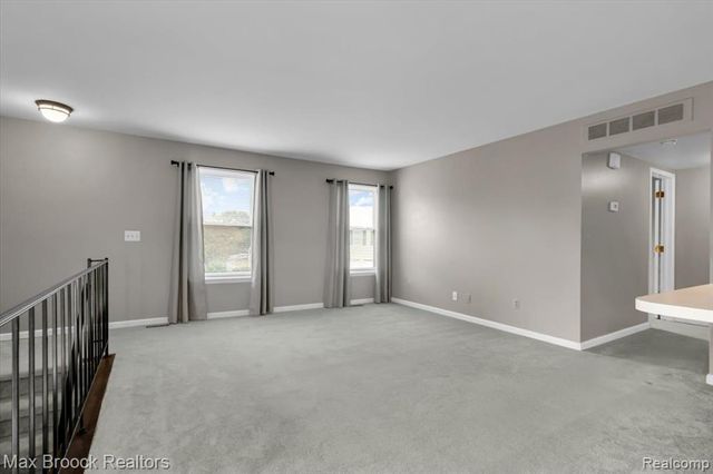 273 Inlet Court, Walled Lake, MI 48390