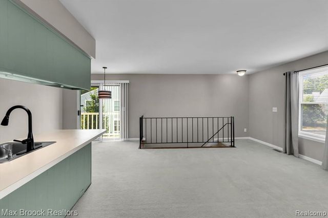 273 Inlet Court, Walled Lake, MI 48390