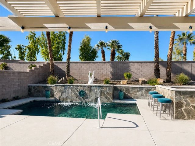 78582 Hampshire, Palm Desert, CA 92211