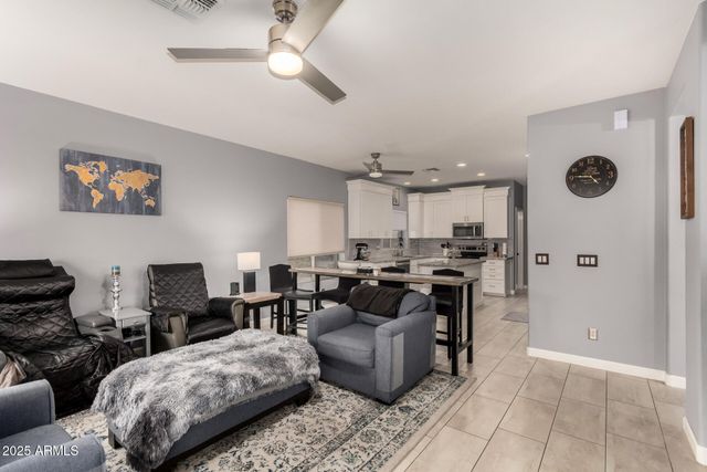 40725 N CAPITAL Court, Anthem, AZ 85086