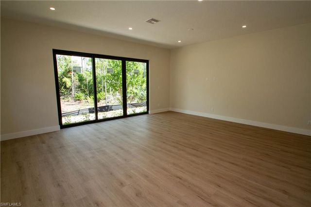 5826 Jasper Way # 101, Naples, FL 34112