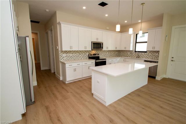 5826 Jasper Way # 101, Naples, FL 34112