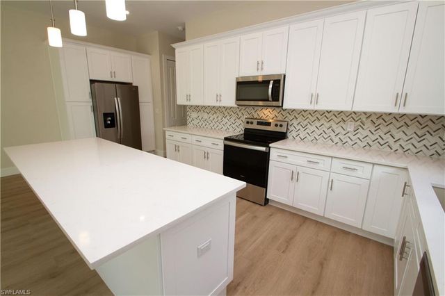 5826 Jasper Way # 101, Naples, FL 34112