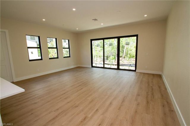 5826 Jasper Way # 101, Naples, FL 34112