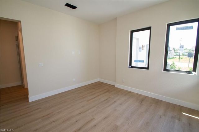 5826 Jasper Way # 101, Naples, FL 34112