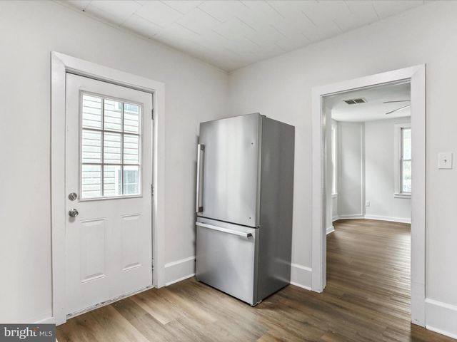 487 PORTER AVE, Martinsburg, WV 25401