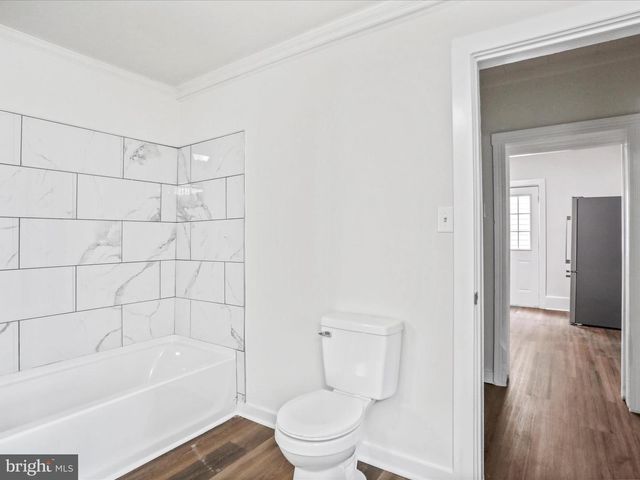 487 PORTER AVE, Martinsburg, WV 25401