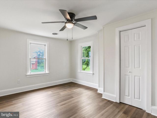 487 PORTER AVE, Martinsburg, WV 25401