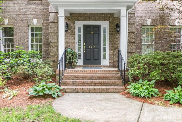 4415 Everclear Court, Charlotte, NC 28216