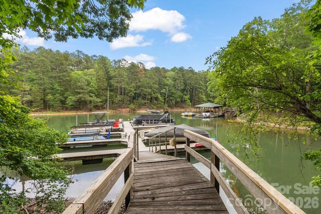 4415 Everclear Court, Charlotte, NC 28216