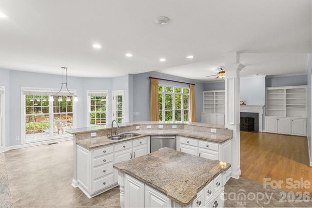 4415 Everclear Court, Charlotte, NC 28216