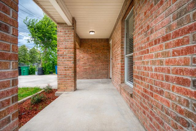 430 S Acme Rd, San Antonio, TX 78237