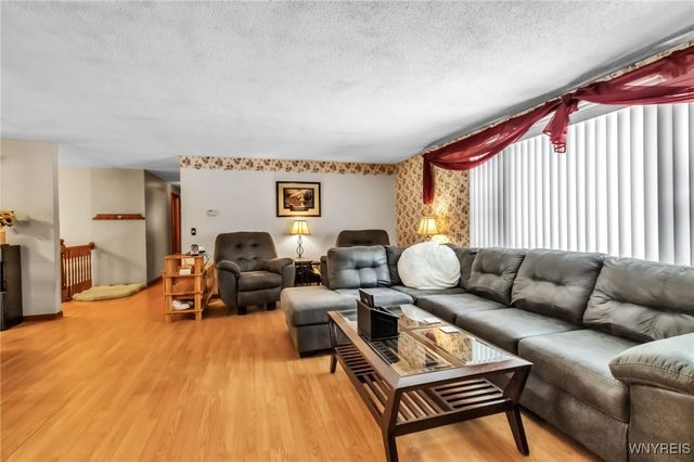 34 Broadway Street, Oakfield, NY 14125