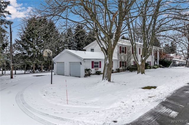 34 Broadway Street, Oakfield, NY 14125