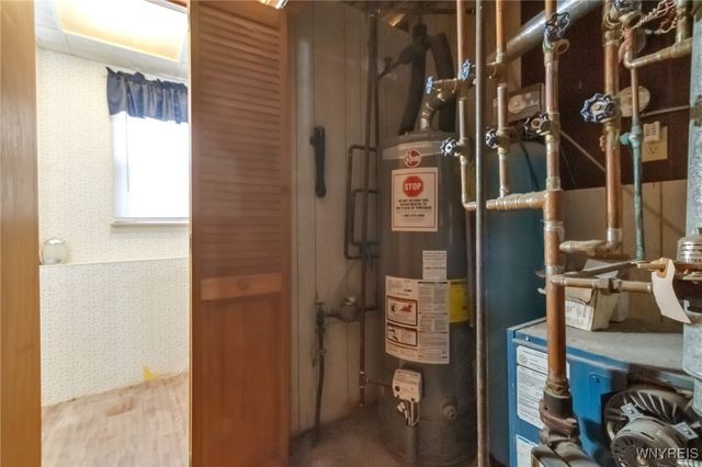 34 Broadway Street, Oakfield, NY 14125