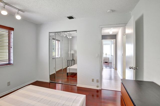 1541 SW 102nd Terrace, Davie, FL 33324