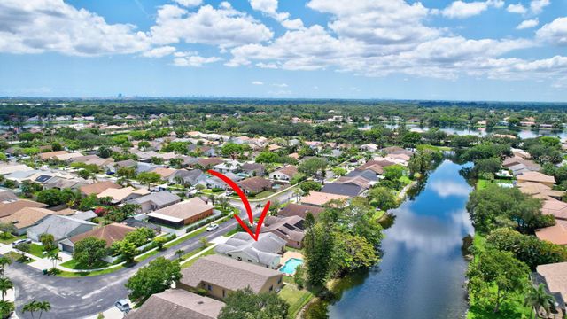 1541 SW 102nd Terrace, Davie, FL 33324