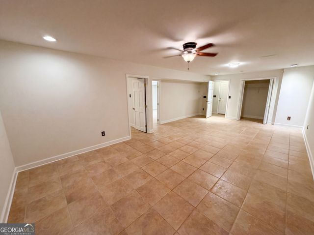 4958 Scotts Creek Trail, Peachtree Cor, GA 30096