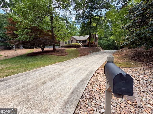 4958 Scotts Creek Trail, Peachtree Cor, GA 30096