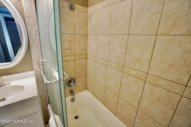 311 W ASHLEY Street 812, Jacksonville, FL 32202