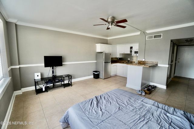 311 W ASHLEY Street 812, Jacksonville, FL 32202