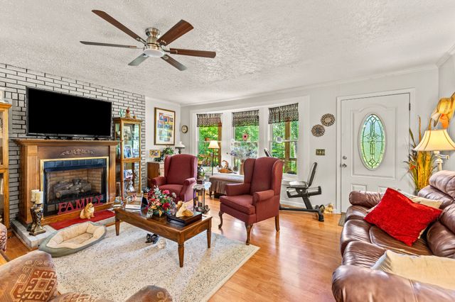 1611 Harpeth Xing, Ashland City, TN 37015