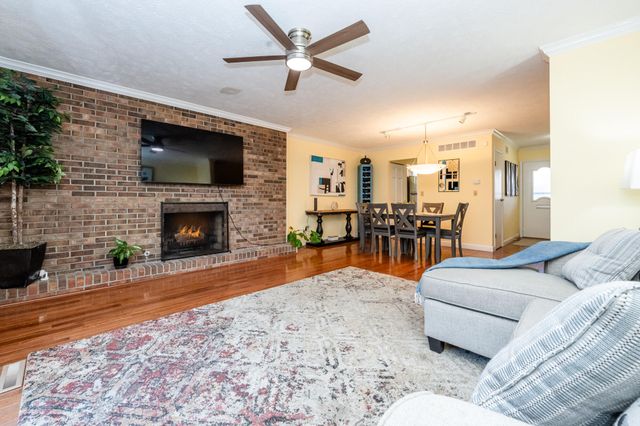 2513 Bristol Terrace, St. Joseph Twp, MI 49085