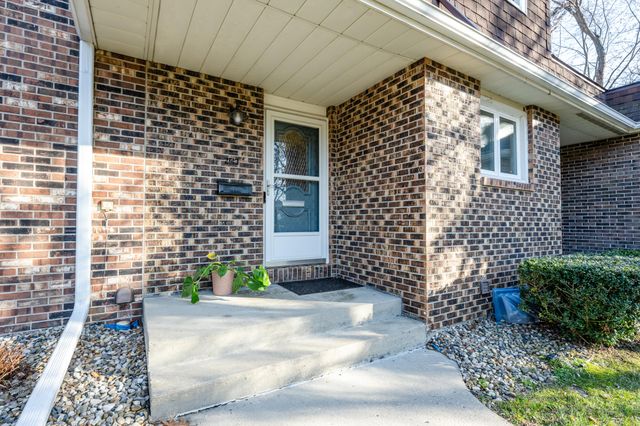 2513 Bristol Terrace, St. Joseph Twp, MI 49085