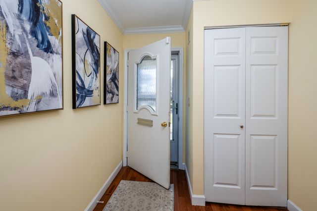 2513 Bristol Terrace, St. Joseph Twp, MI 49085