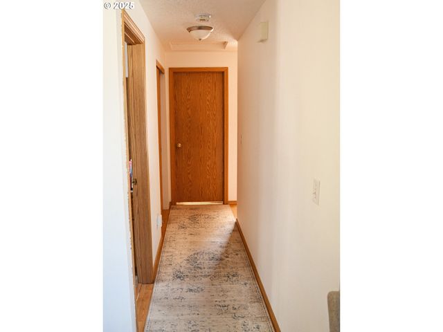 806 Se 151ST Ave, Portland, OR 97233