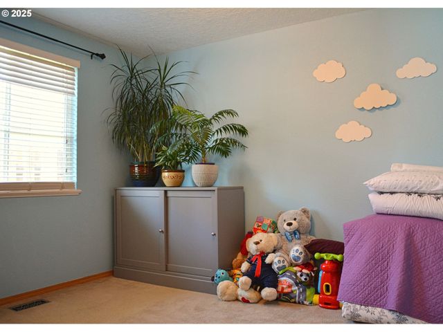 806 Se 151ST Ave, Portland, OR 97233