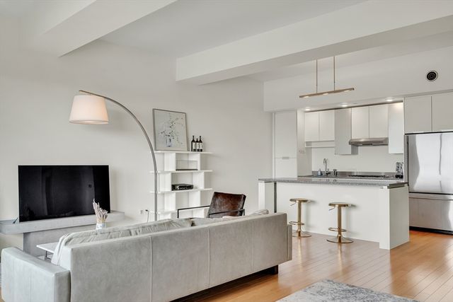 141 Dorchester Ave 906, Boston, MA 02127