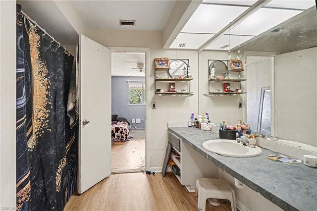 13826 5th ST, Fort Myers, FL 33905