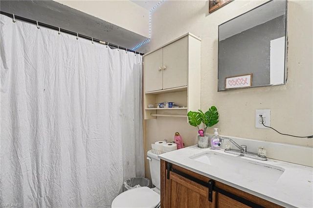 13826 5th ST, Fort Myers, FL 33905