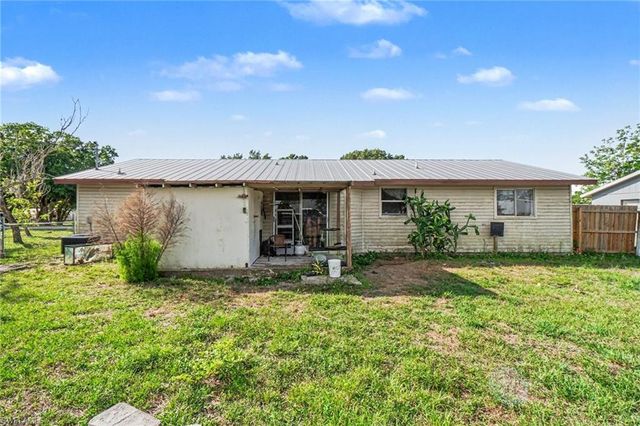 13826 5th ST, Fort Myers, FL 33905