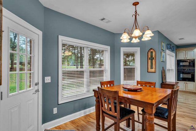 103 Dove Stone Court, Bonaire, GA 31005
