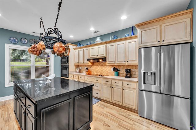 103 Dove Stone Court, Bonaire, GA 31005